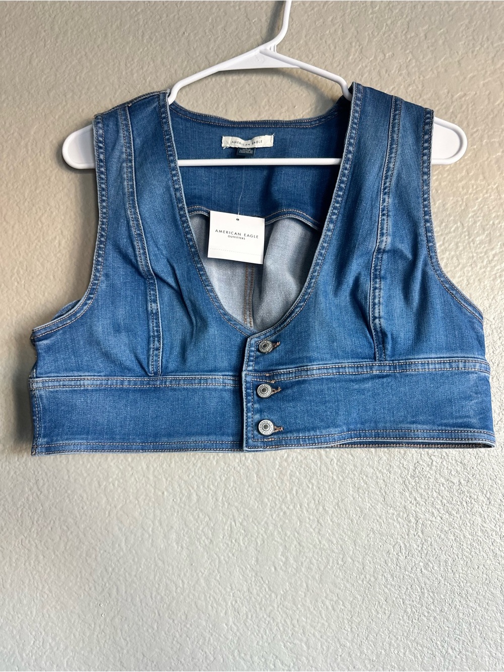 American Eagle Outfitters Light Blue Denim Cropped Vest